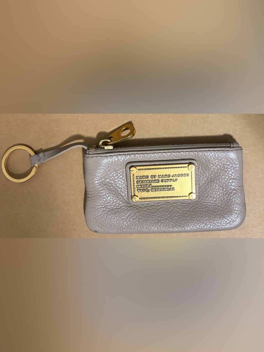 Marc by Marc Jacobs Gray Leather Key coin Pouch with Gold Plaque vintage